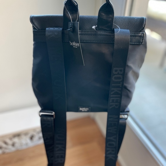 Botkier Black Nylon Backpack New York new with tags. Botkier straps Designer - Picture 4 of 8